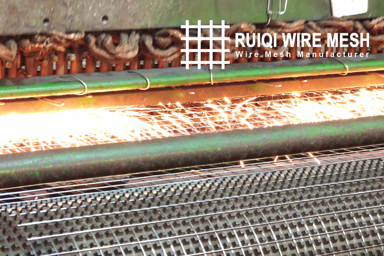 Wire Mesh Manufacturer